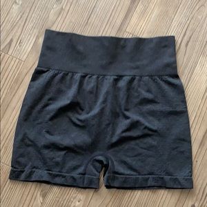 Seamless Black Shorts
